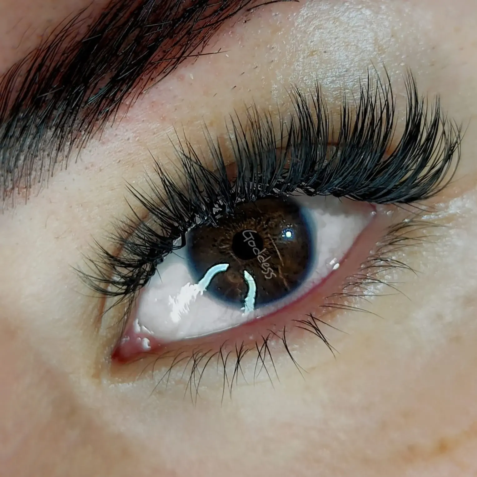 Resultado real de Cowy Lashes en Goddess Lash Room, foto 3
